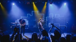 The Wombats, Sunflower Caravan, Lucerna Music Bar, Praha, 17.11.2015