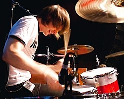 Nick Hodgson (Kaiser Chiefs)