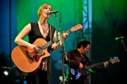 Suzanne Vega, O2 Žluté lázně, Praha, 22.7.2009