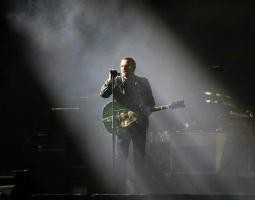 U2