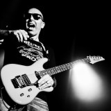 Joe Satriani, Tesla Arena, Praha, 3.11.2010