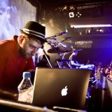 Chase & Status, Lucerna Music Bar, Praha, 6.4.2011