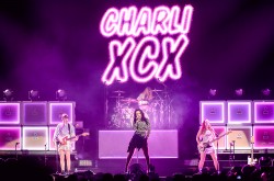 Charli XCX, O2 arena, Praha, 23.2.2015