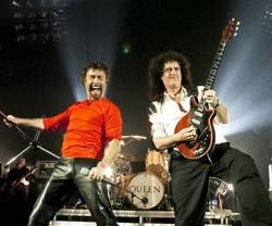 Queen - Brian May a Paul Rodgers