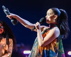 Jorja Smith na Brit Awards 2019