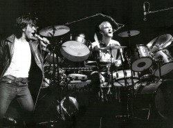 Genesis 1975 Peter and Phil