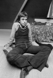 Peter Gabriel 1974