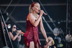 Becky Hill, Sziget - den 5, Óbudai island, Budapešť, Maďarsko, 11.8.2024