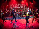 NAžIVO: Fast Food Orchestra zakončili letošní tažení s "Panchem", podpořit je přišli Vojtaano, Dr. Kary i Cocoman