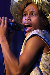 Monkey business, Lucerna, Praha, 21.12.2006, small 7