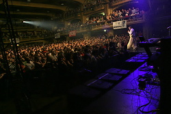 Monkey business, Lucerna, Praha, 21.12.2006, small 15