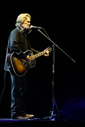 Kris Kristofferson, Kongresové centrum, Praha, 8.3.2007 small 1