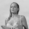 Honey Rider (Ursula Andress)