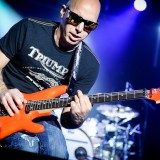 Joe Satriani, Tesla Arena, Praha, 3.11.2010